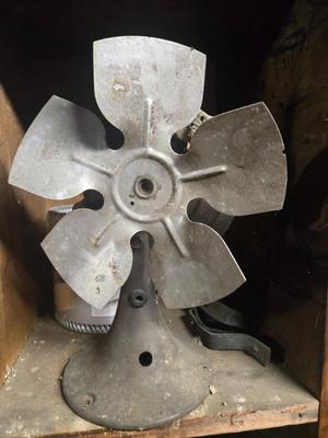 Sale Photo Thumbnail #4: Fan
