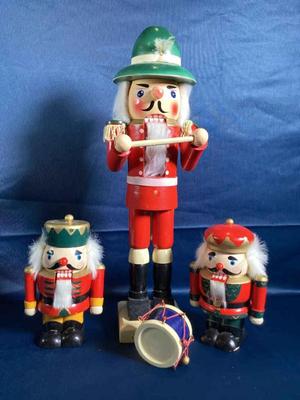 3 wooden nutcrackers