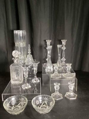 Assorted crystal glassware