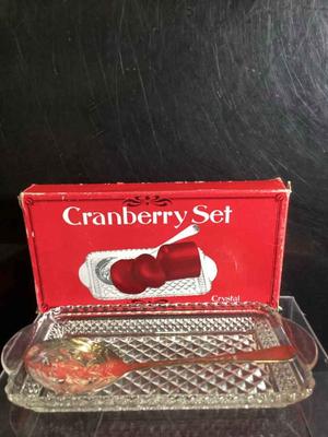 Crystal cranberry set