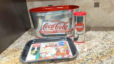 Coca cola metal drinkice bucket straw holder 1985 tray