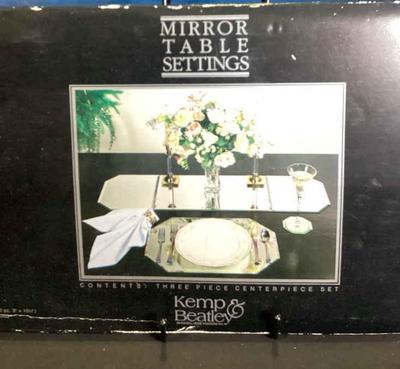 Mirror table setting