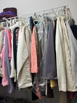 Sale Photo Thumbnail #153