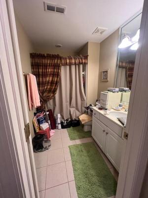 Sale Photo Thumbnail #448