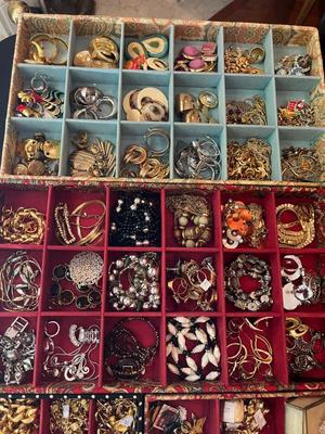 Sale Photo Thumbnail #212