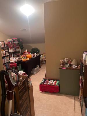 Sale Photo Thumbnail #377