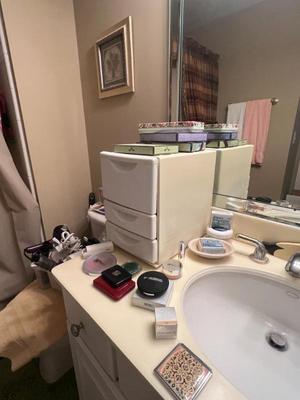 Sale Photo Thumbnail #459