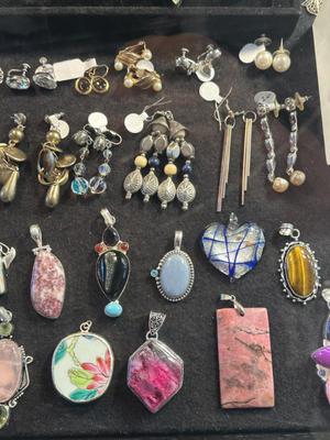 Sale Photo Thumbnail #52