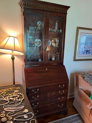 Sale Photo Thumbnail #32