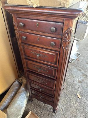 Sale Photo Thumbnail #56