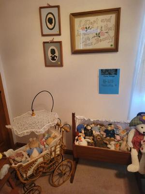 Sale Photo Thumbnail #33