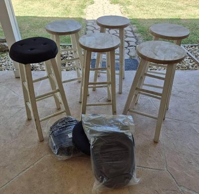6 Wooden Stools