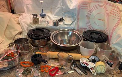Large Baking Lot