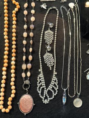 Sale Photo Thumbnail #570