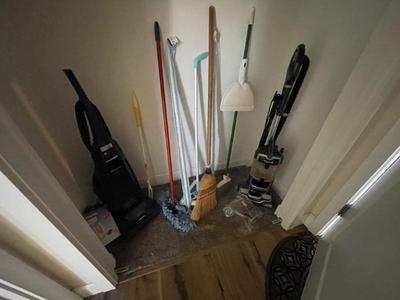 Sale Photo Thumbnail #164