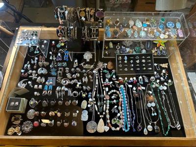 Sale Photo Thumbnail #475