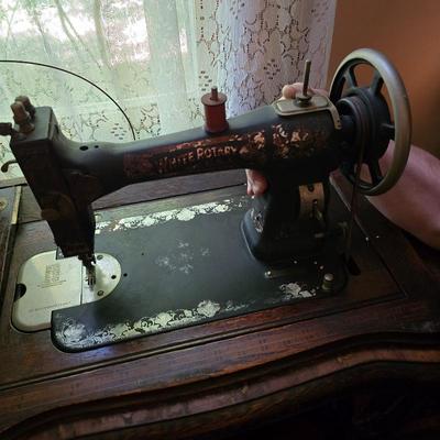 Sale Photo Thumbnail #61: Antique sewing machine