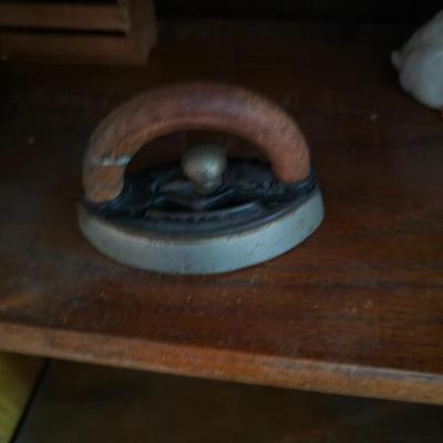 Sale Photo Thumbnail #36: Sad iron
