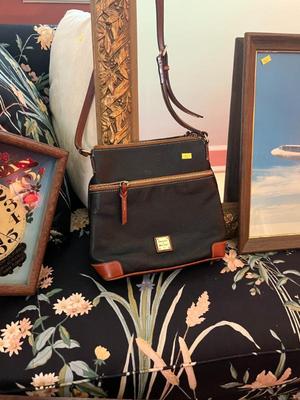 Sale Photo Thumbnail #92