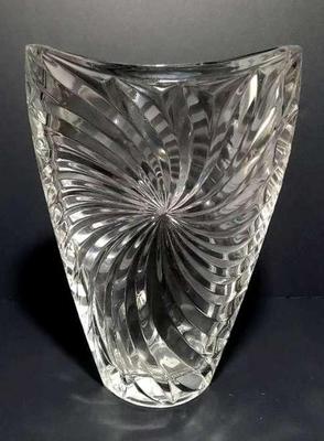 Studio nova crystal vase
