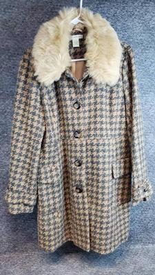 Women s orvis houndstooth coat, faux fur collar sz l