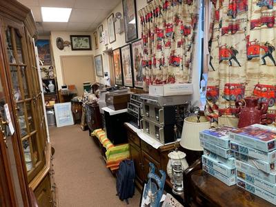 Sale Photo Thumbnail #22