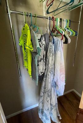Sale Photo Thumbnail #194