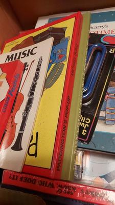 MYSTERY LOT OF LEARNING SUPPLIES AND CHILDREN'S BOOKS