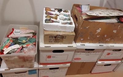 CHRISTMAS MYSTERY LOT 3