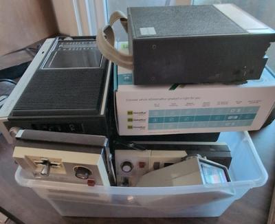 MYSTERY LOT OF ELECTRONICS 