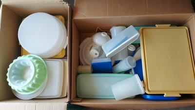 VINTAGE TUPPERWARE COLLECTION 