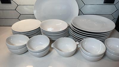 Studio Nova Tivoli White Dinner Ware