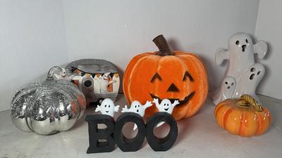 Pumpkins & Ghosts