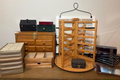 Jewelry Storage Options