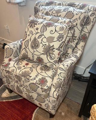 England Furniture 2914 Loren Chair in “Tulsa Classic”