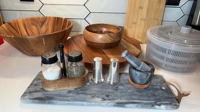 Wood Serving Ware & Kitchen Accessories