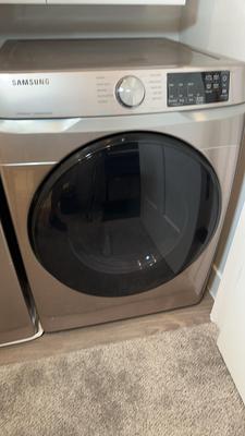 Samsung 7.5 cu. ft. Electric Dryer Steam Sanitize+