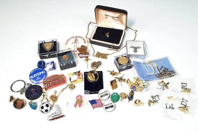 Collector s pins novelty, souvenir, air force, massachusetts general