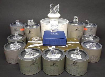 Sale Photo Thumbnail #440: (14) Swarovski Bird Crystal Figurines w/ Boxes