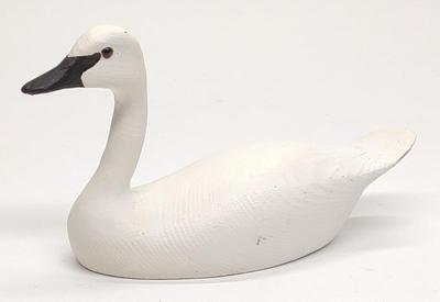 Sale Photo Thumbnail #400: Pat Biddle Miniature Swan Decoy