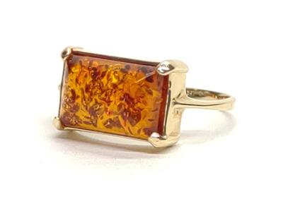 Sale Photo Thumbnail #86: 14K Gold Baltic Amber Ring (sz 7)