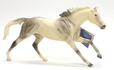 Sale Photo Thumbnail #479: 2002 Breyer Mint Julep Limited Edition Model Horse