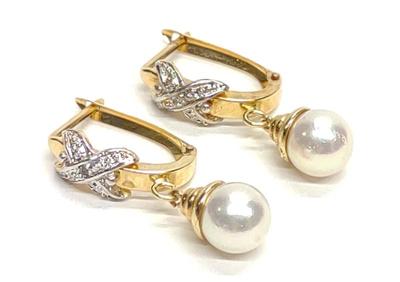 Sale Photo Thumbnail #88: 14K Gold, Diamond & Pearl Drop Earrings