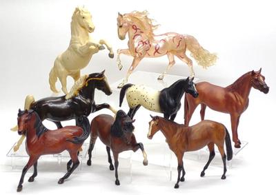 Sale Photo Thumbnail #481: (8) Breyer Model Horse Toys