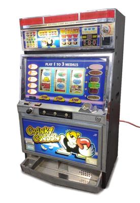 Sale Photo Thumbnail #517: Universal Cranky Condor Pachislo Slot Machine