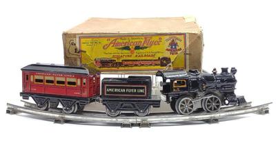 Sale Photo Thumbnail #273: American Flyer Miniature Railroad Windup Train Set
