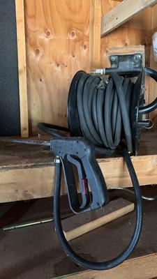 Compressor Hose Sprayer With Mount