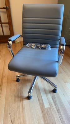 Full Swivel Adjustable Office Chair