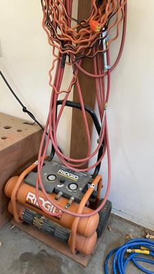 Rigid 1.5 HP Oil Lube Compressor