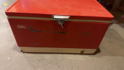 Coleman Vintage Classic Red Cooler